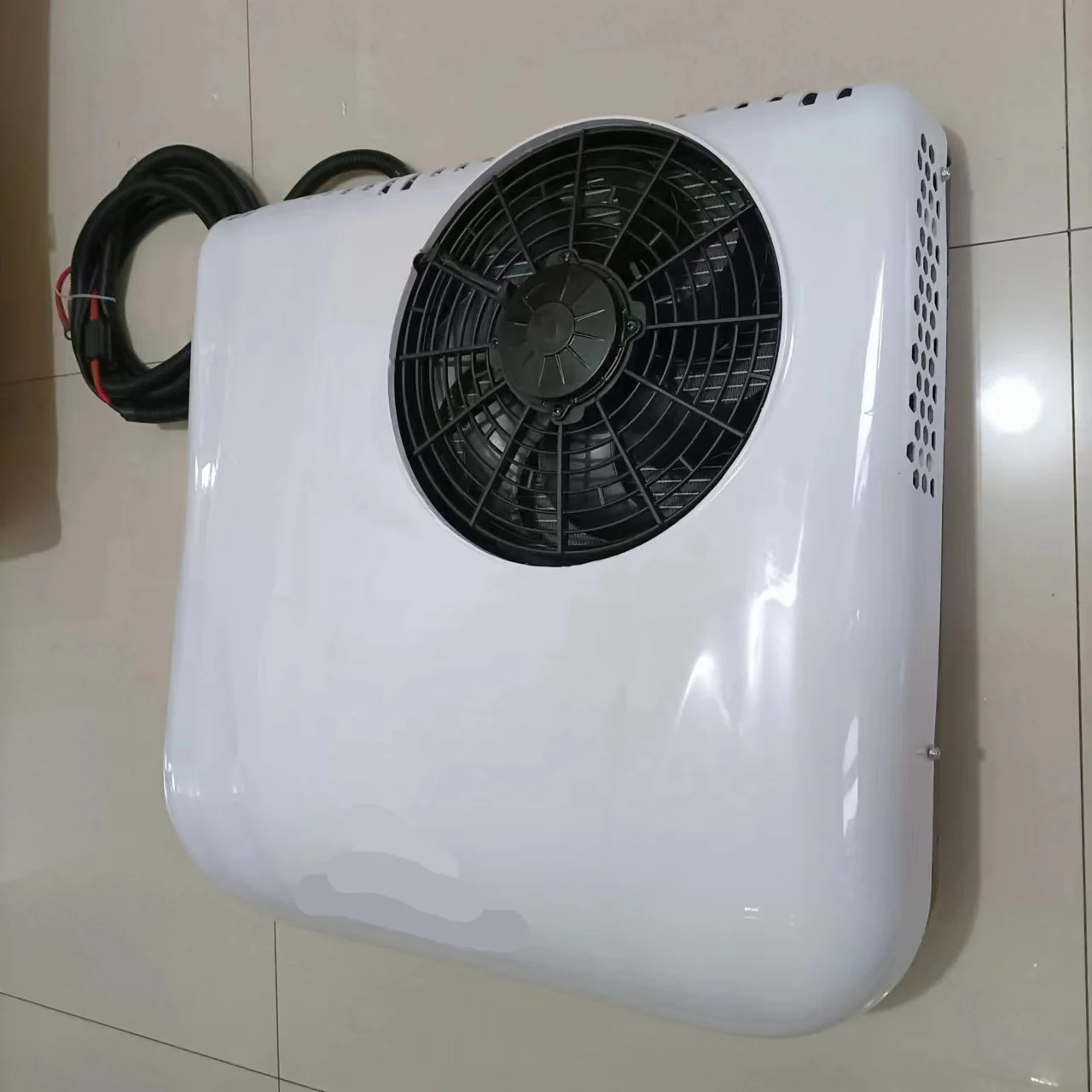 

Top-Mounted 12/24V DC Ultra-Thin Parking Air Conditioner Quick Comfort Cooling For Auto Parking