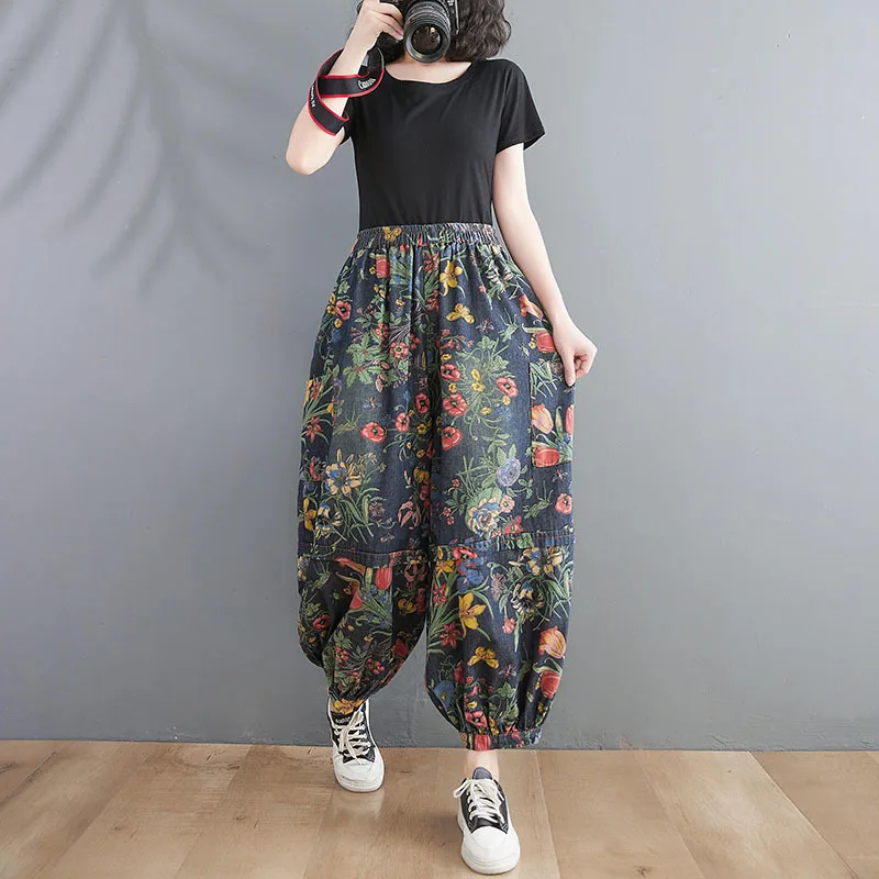 Spring New Arts Style Women Elastic Waist Ankle-length Loose Jeans Side Pocket Vintage Print Cotton Denim Harem Pants 2023