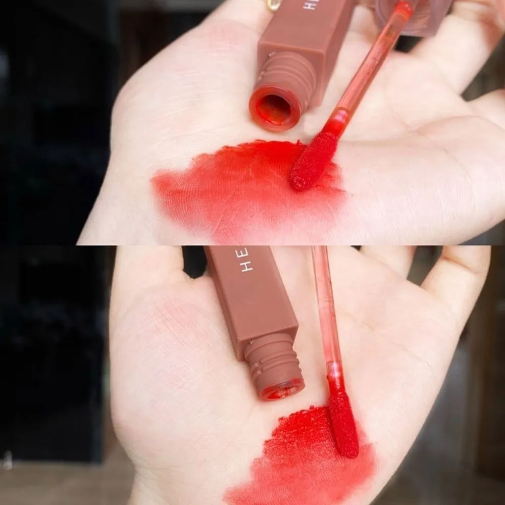 New Matte Finish Velvet Lip Gloss Watery Texture Mist Texture Glossy Lipstick Long Lasting Non-Sticky Lip Tint Cream for Girls