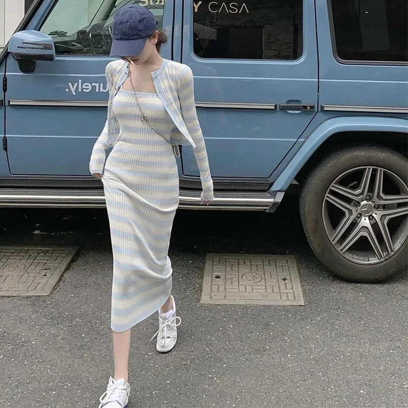 Elegant Striped Knitted Two-Piece Set for Women Summer Charming Design Small Size Friendly Fashionable Ensemble Spring Autumn