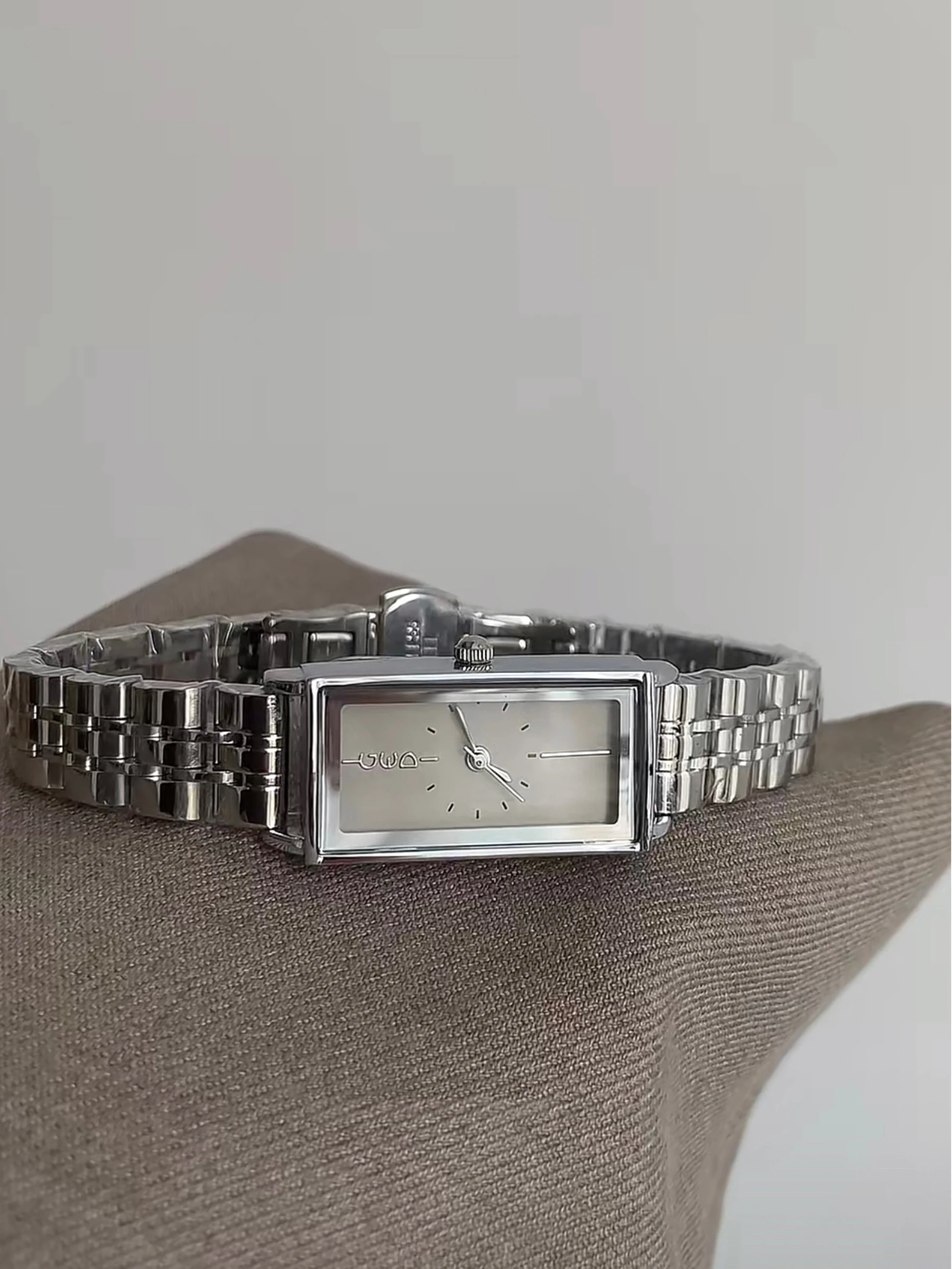 Fashion Women's Watches Advanced Rectangular Dial Stainless Steel Quartz Bracelet Wristwatch Elegant Vintage Ladies Watch Gift