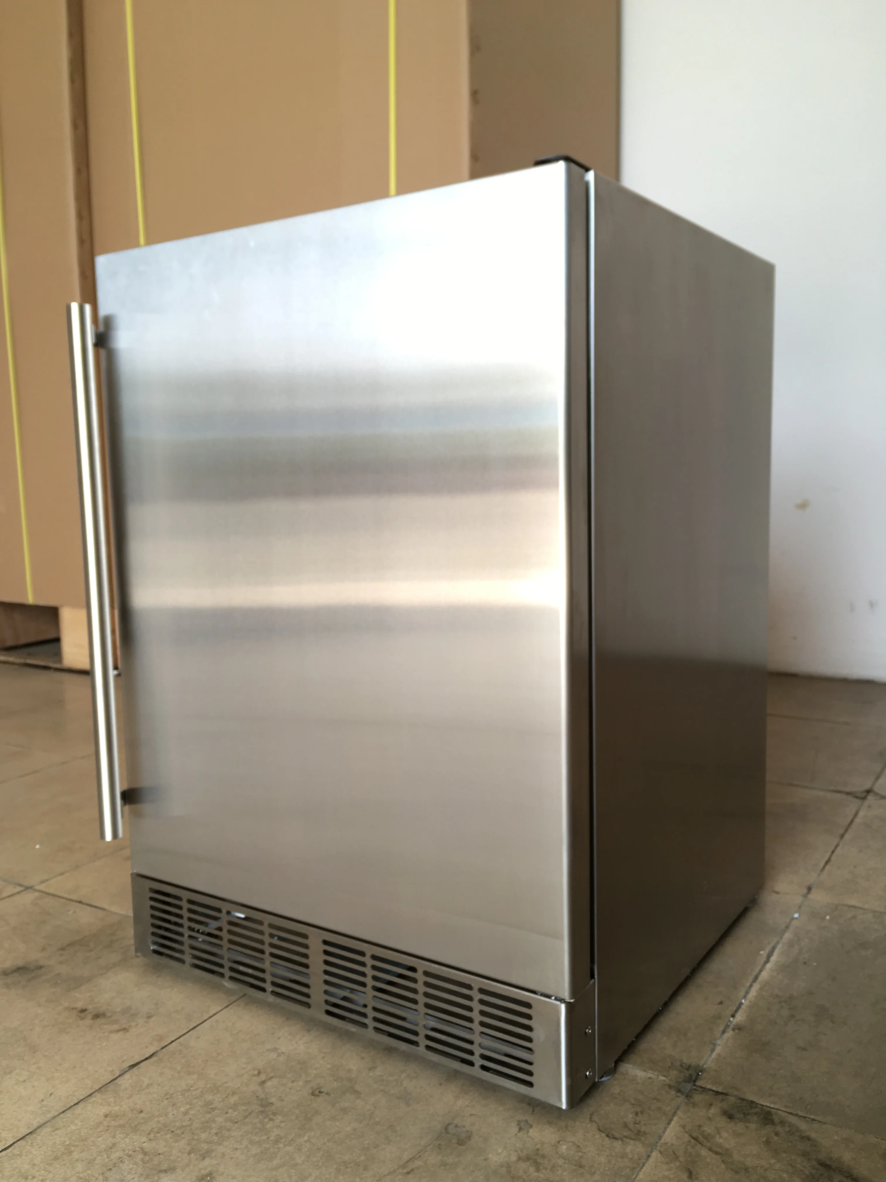 24 Inch Beer Kegerator Beer Fridge Outdoor Refrigerator