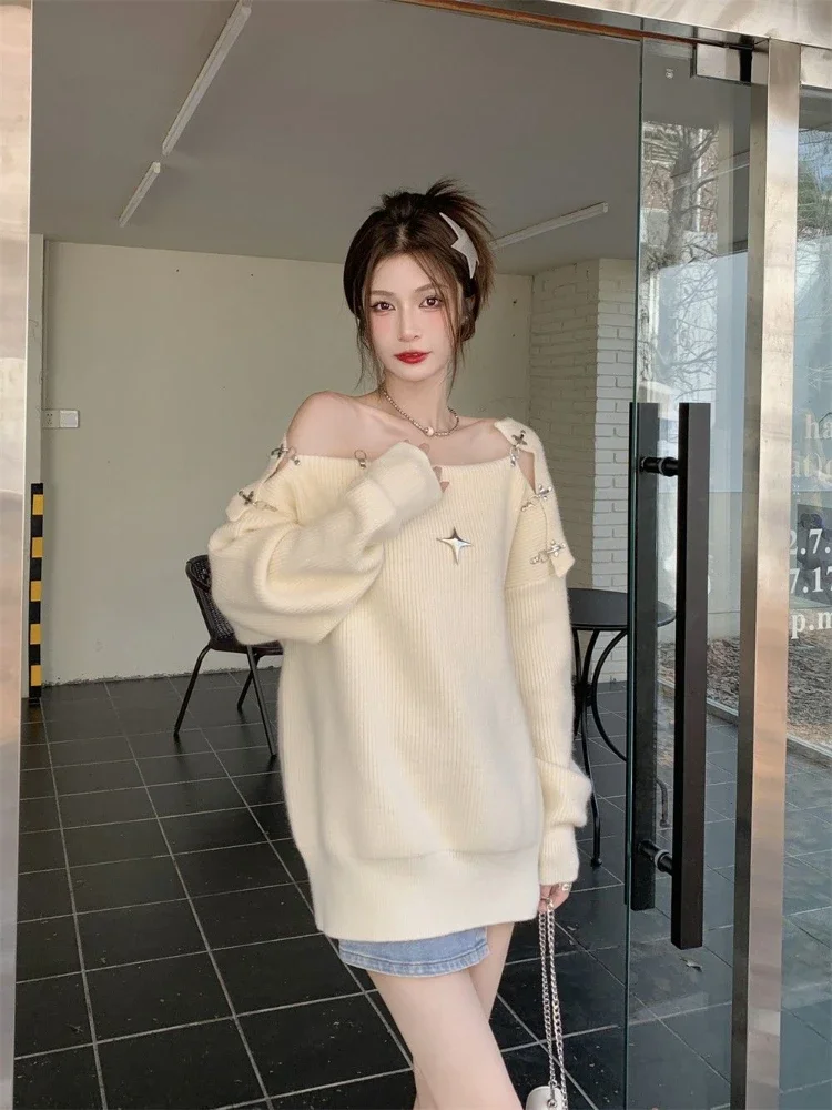 2024 Winter Fashion New Women's Knitted Hoodie Street Style Sexy One Shoulder Metal Buckle Long Sleeve Knitted Sweater  Jumper