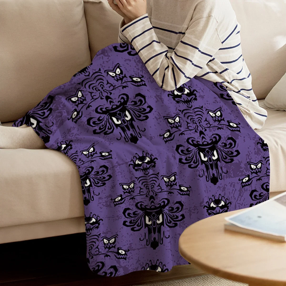 Halloween Grimace Haunted Mansion Bed Cover Blankets Flannel Travel Fleece Throw Wrap Hypoallergenic Improve Sleep Anti-Allergy