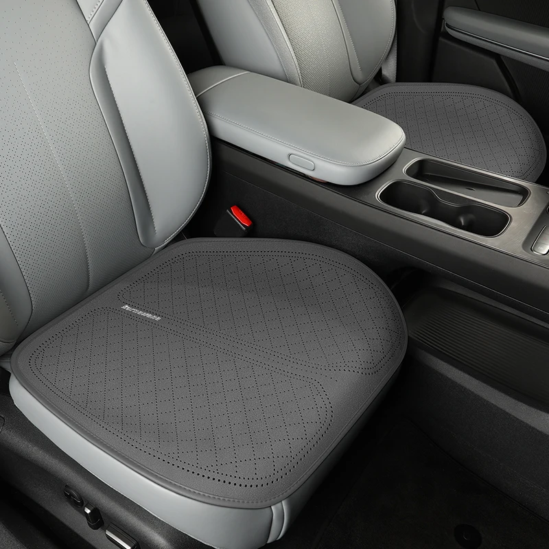 

Car cushion four seasons universal car cushion single-chip men and women disposable technology cloth cute seat cushion.