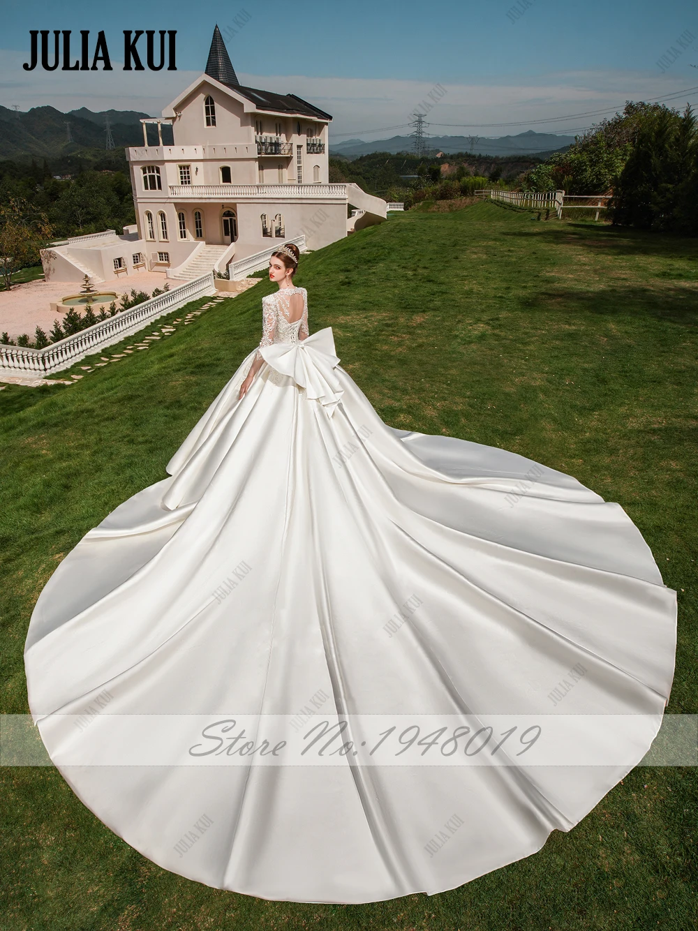 Julia Kui-vestido de novia de satén personalizado, vestido de novia con cuentas, bordado de perlas, encaje, mangas completas, cuello alto, falda nupcial de princesa