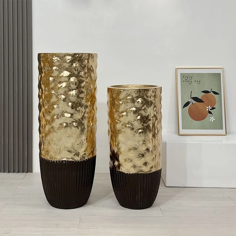 Fashion gold foil floor-to-ceiling large vase ornament, wedding floral decoration, soft installation of dried flowers
