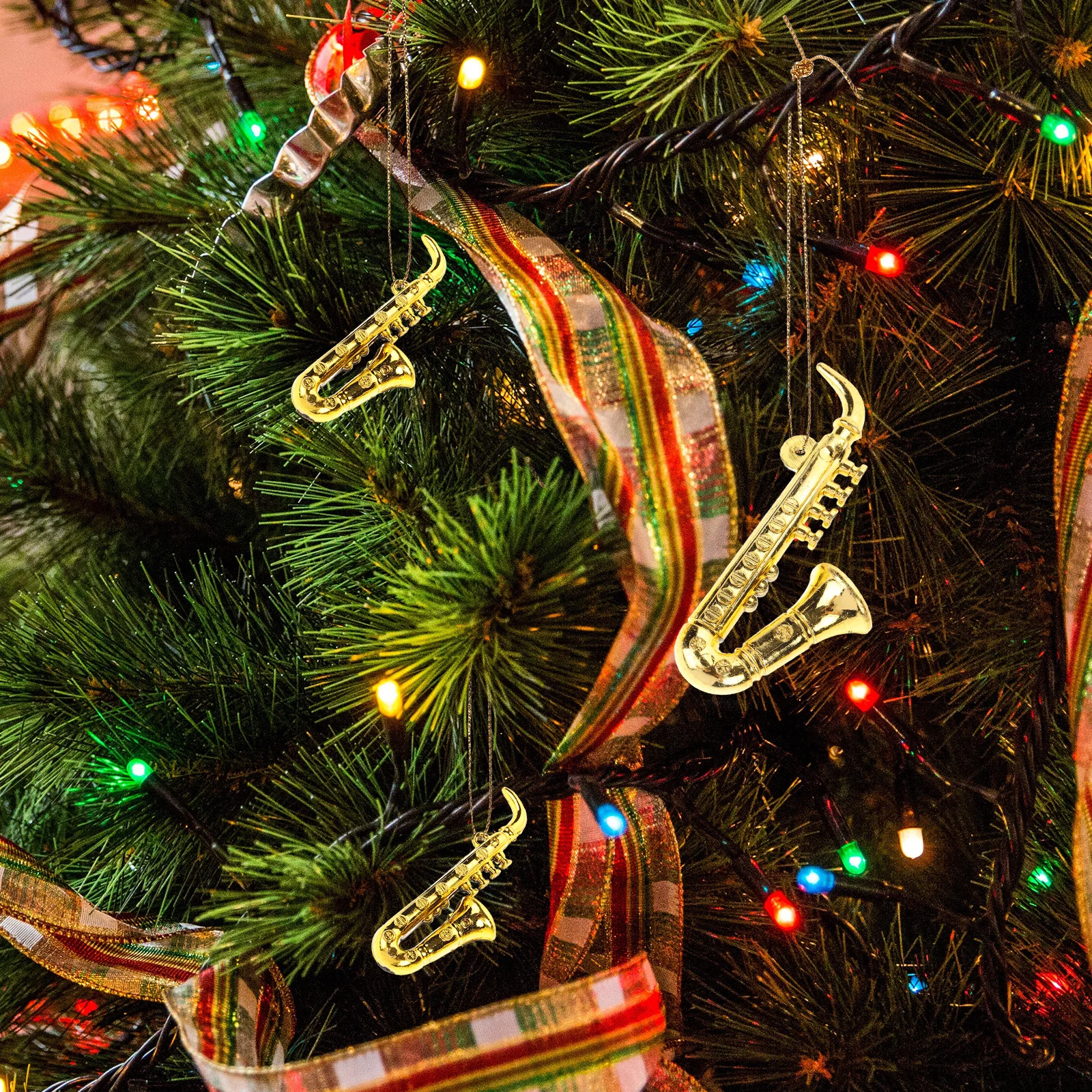 

20pcs Mini Plastic Saxophone Decorations for Christmas Tree Ornaments DIY Hanging Crafts Home Party Musical Instrument Model
