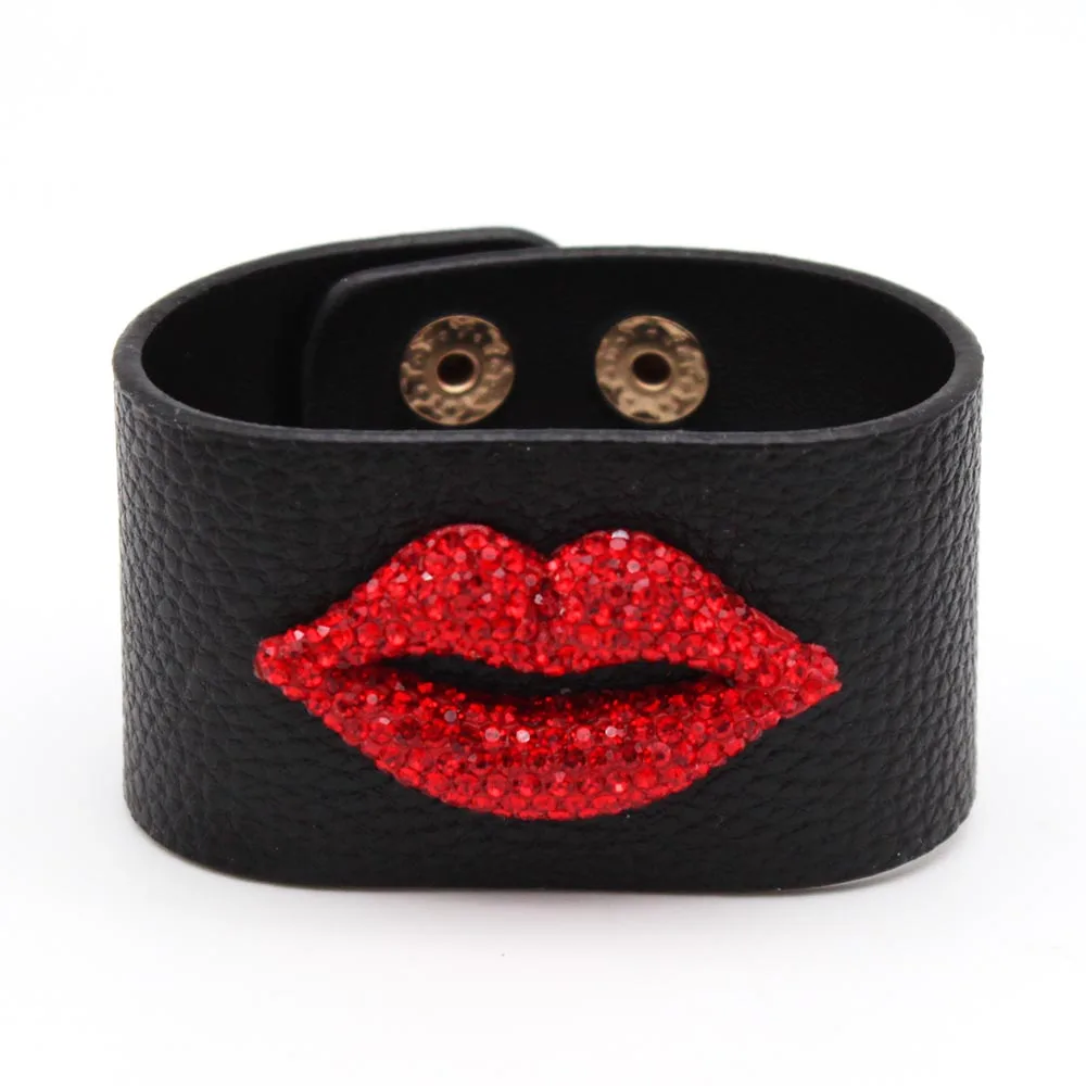 Crystal Red Lip Bracelets Mouth Kiss Dangle Leather Bracelet for Women Grils Fashion Jewelry