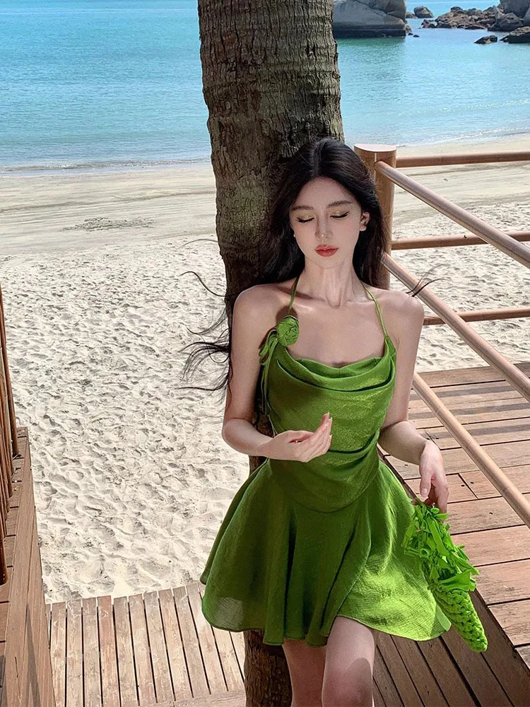 Women Green Spaghetti Strap Dress Sleeveless Fashion Beach Vacation Sundress Backless Halter Dress Temperament Y2K Streetwear