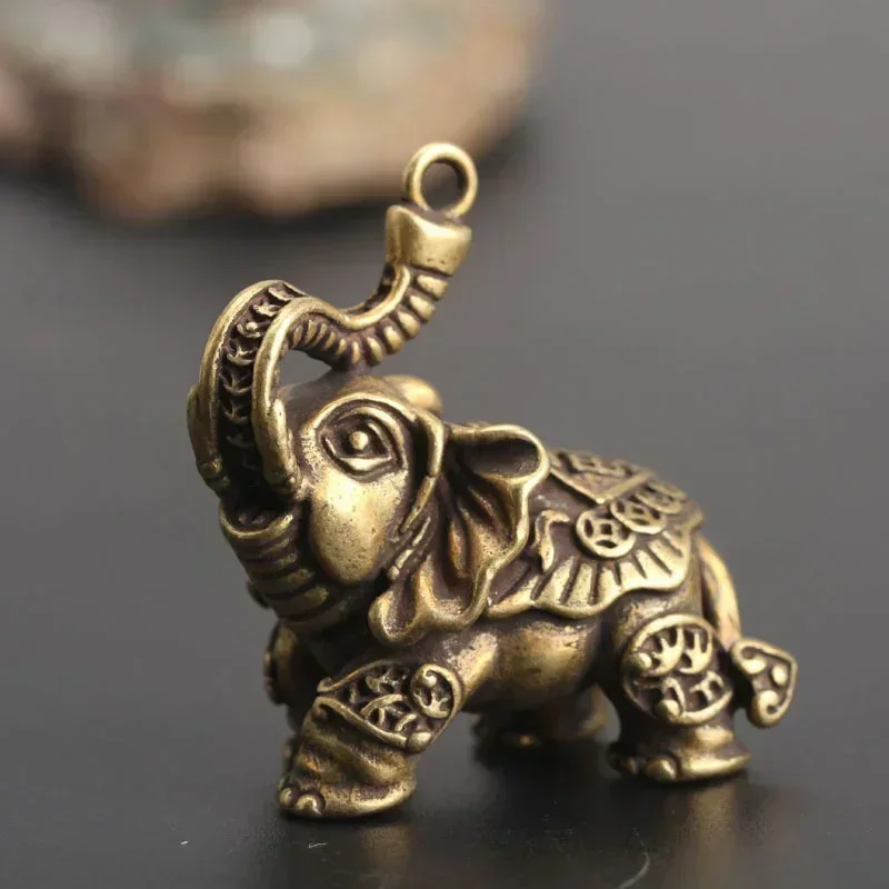 Creative Copper Ware Brass Keychain Auspicious Elephant Small Pendant Car Keychain Animal Car Pendant Car Decoration