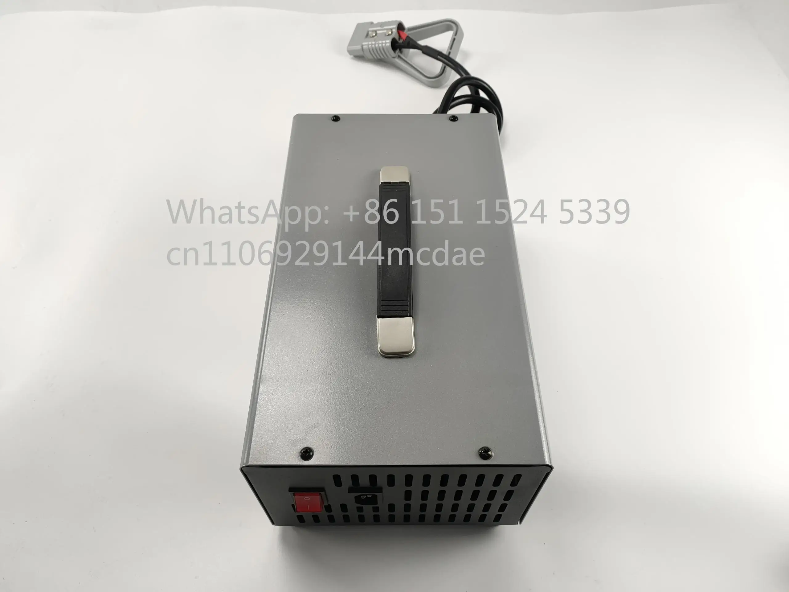 2026 forklift parts SWCH24V30A-LI-S50 /GBCH-24V30A model Lithium battery charger  for HELI electric pallet truck view 3
