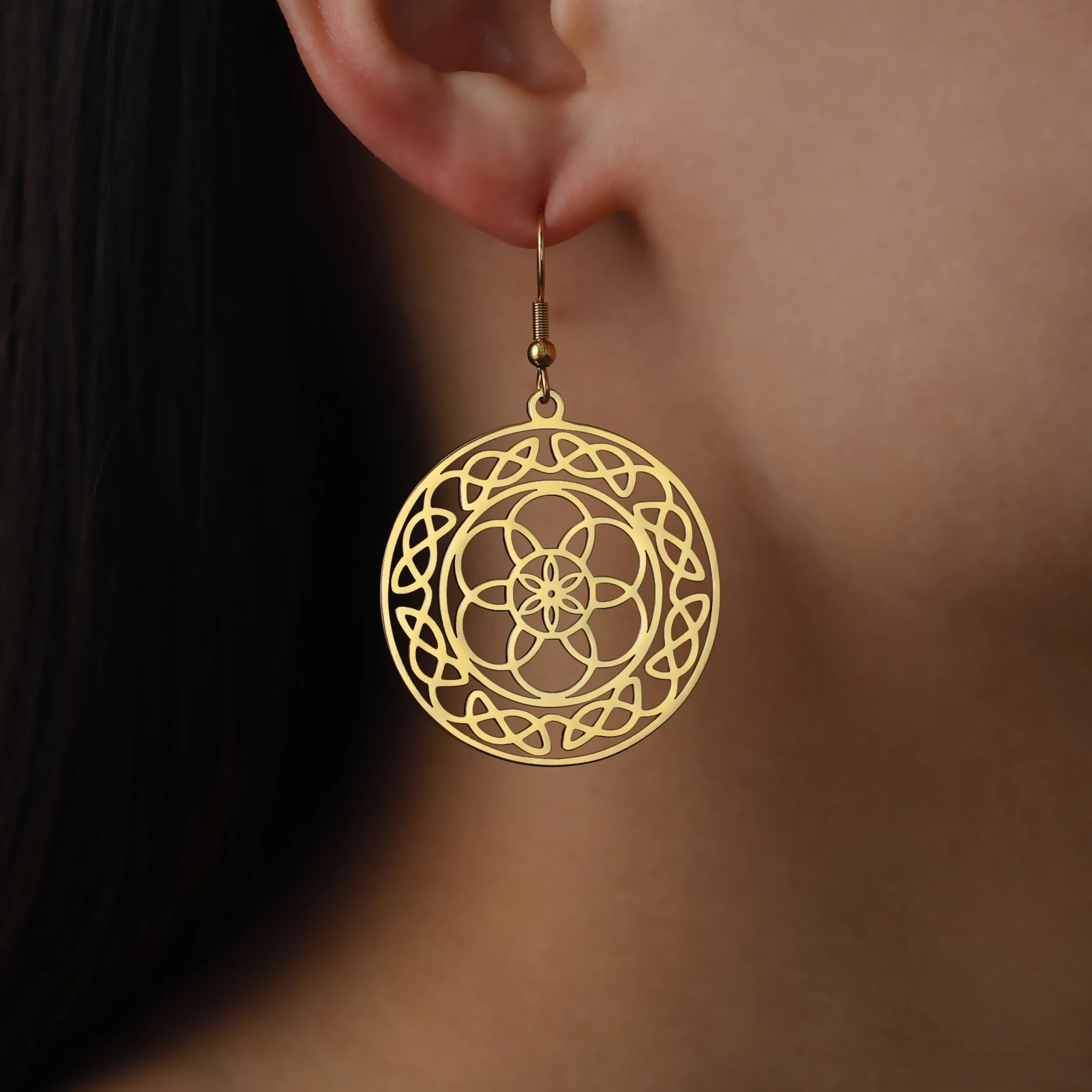 Eternal Flower Pendant Earrings Stainless Steel Women's Exquisite Retro Elegant Pattern Earrings Banquet Party Jewelry Gifts