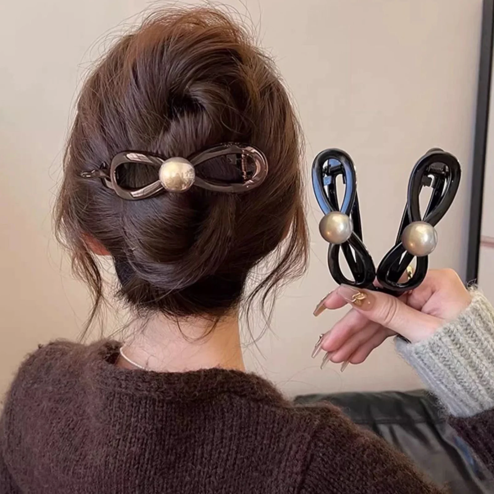 

New Twisted Hair Clip Plastic Imitation Pearl Hairpin Twisted Design Hairpin Barrettes Women Fashion Hair Accessories Gift