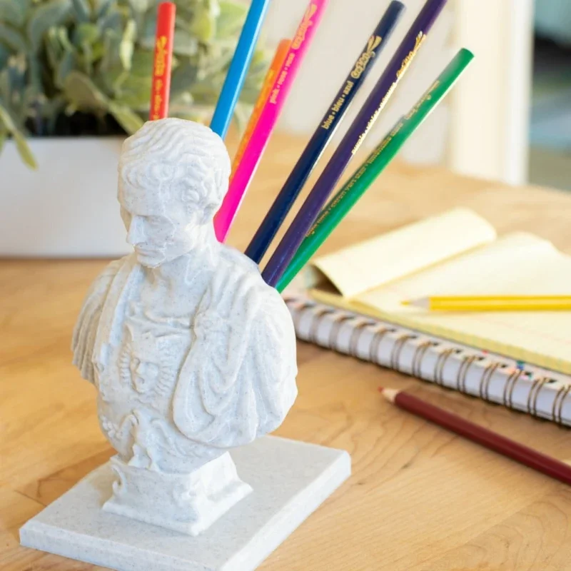 Creative character design, Caesar's desk, pen holder, storage ornament, office desk, pen holder