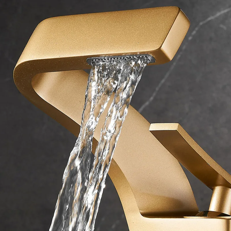 

Faucet Luxury Brass Waterfall Basin Bathroom Golden Creative Home Mixer Tap Hot and Cold Wash Faucet All Copper