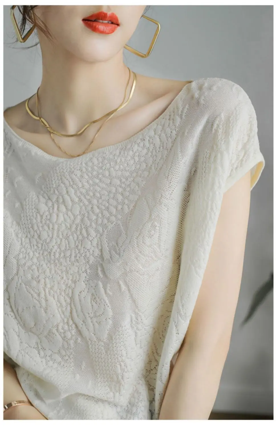 ฤดูร้อนผู้หญิงแขนสั้น Hollow Out Femaleice ผ้าไหมถักใหม่สบายๆ Topsfashion Basic Solid เสื้อผ้า Z283