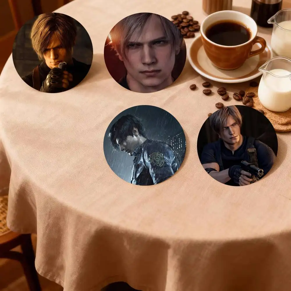 Leon Scott Kennedy Resident Evil Game Round Wooden Coasters 