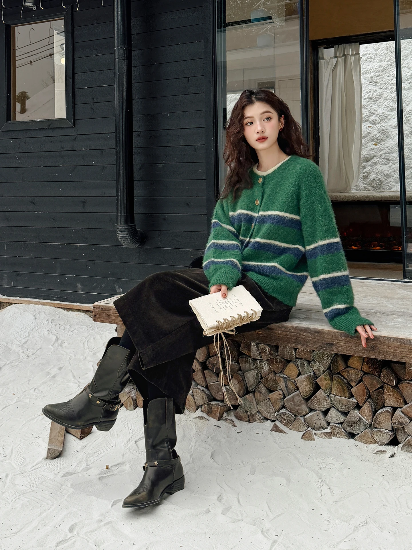 

Новинка! Женский вязаный кардиган в полоску с круглым вырезом, свободного кроя, универсальный, теплый, комфортный, для зимы.