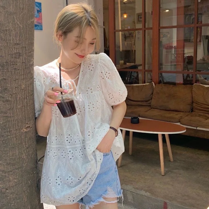 2025 camisa feminina branca renda oca verão solto camisa de manga curta feminina manga bufante design branco topo