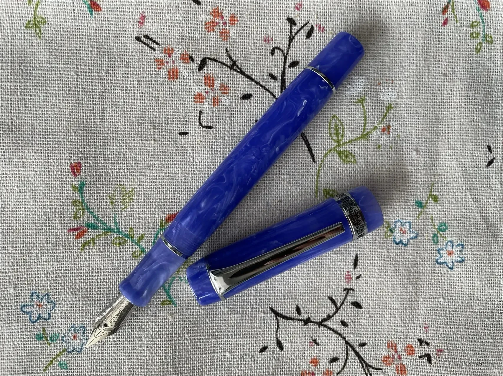 

All Color Kaigelu 316 Smooth Acrylic Fountain Pen EF/F Nib Beautiful Marble Amber Pattern Ink Pen Writing Office Business Gift