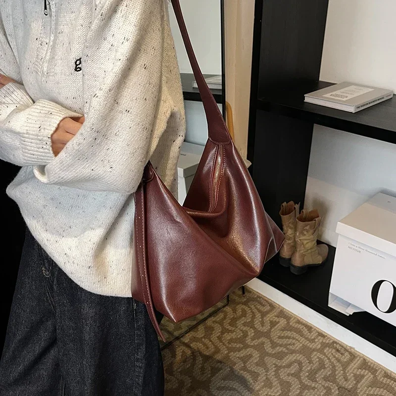 Bolso Retro, de gama alta, de nicho, informal y versátil para mujer, bolso de hombro de gran capacidad para ir al trabajo a la moda, bolsos para mujer