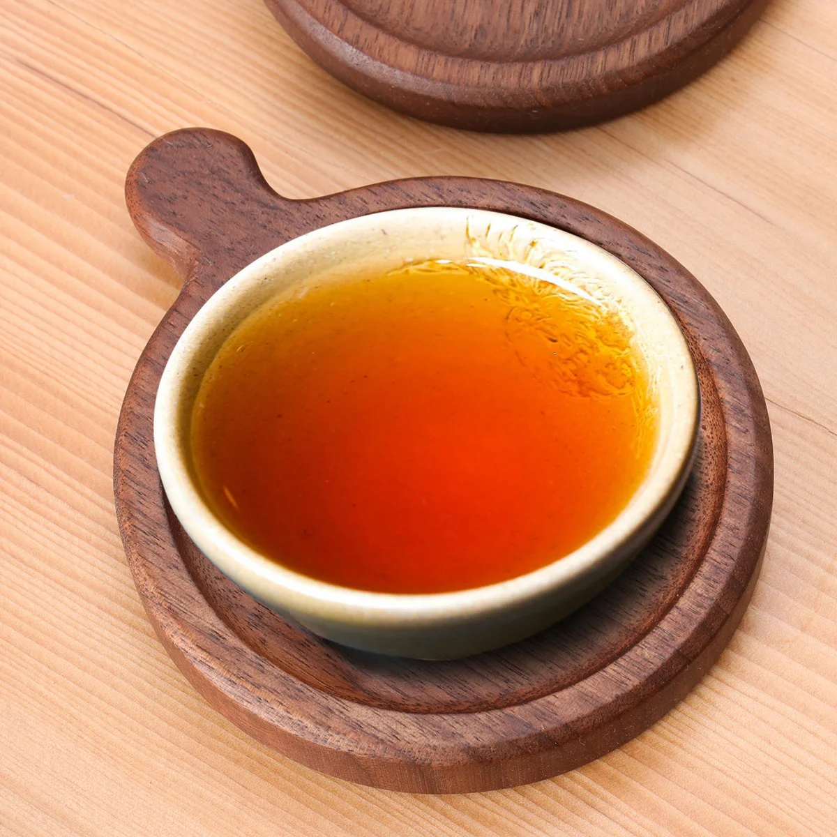 

2 Pcs Wooden Coasters Premium Eco Friendly Hot Cold Cups Insulation Mats Stylish Party Wedding Gifts Bamboo Material
