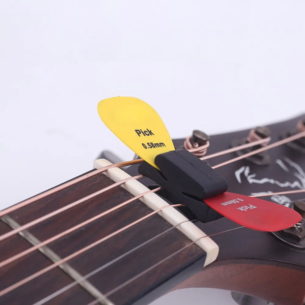 1pc Black Rubber Guitar Pick Clip New High Quality Lock Placed On The Head Of The Guitar For Bass Ukulele Pick Accessories