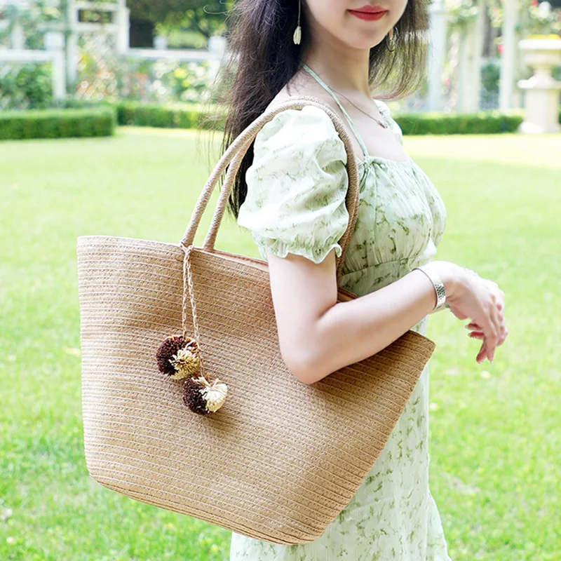 Rattan Colored Hair Ball Wild Straw Bag Shoulder Bag Grass Woven Beach Vacation Bag Female Casual Shopping Big Bag