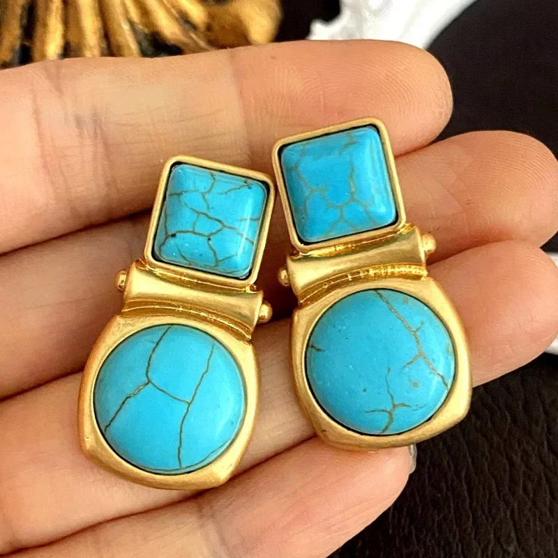 

Medieval Vintage Copper With Turquoise Drop Earrings High-end Temperament Retro Style Ancient Earrings Girl Women Ear Beat