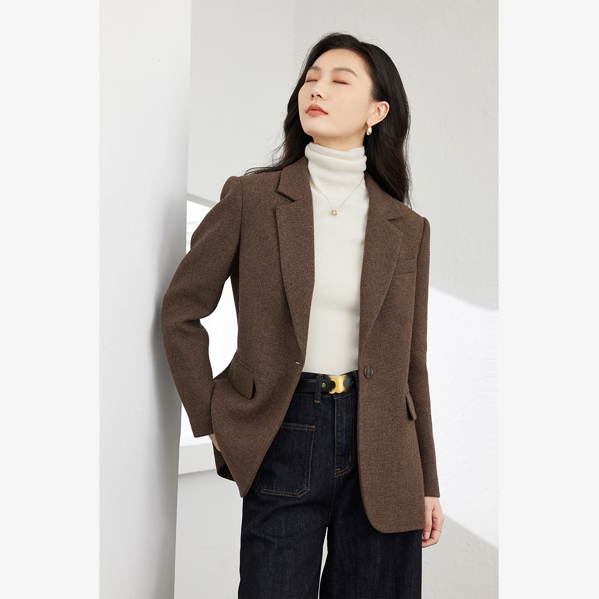

VIMLY Elegant Woman Coffee Blazer Winter 2025 Casual Quilted Thickened Wool Blend Ladies Coat Long Sleeve Female Jacket M9270