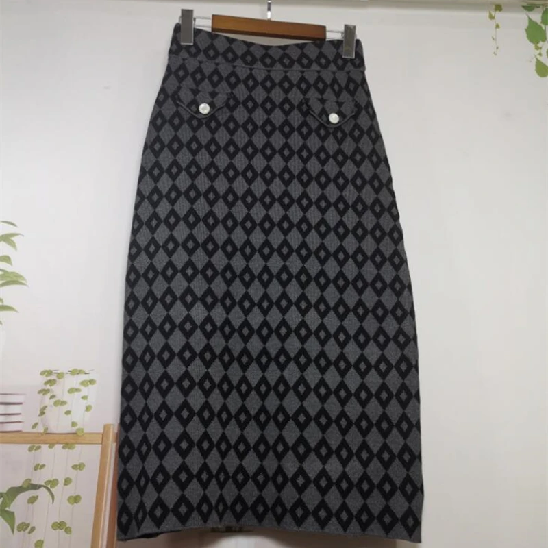

Special Offer Autumn Winter Women High Waist Slim Midi Long Skirt High Quality Fashion Contrast Color Argyle Plaid Knitted Skirt