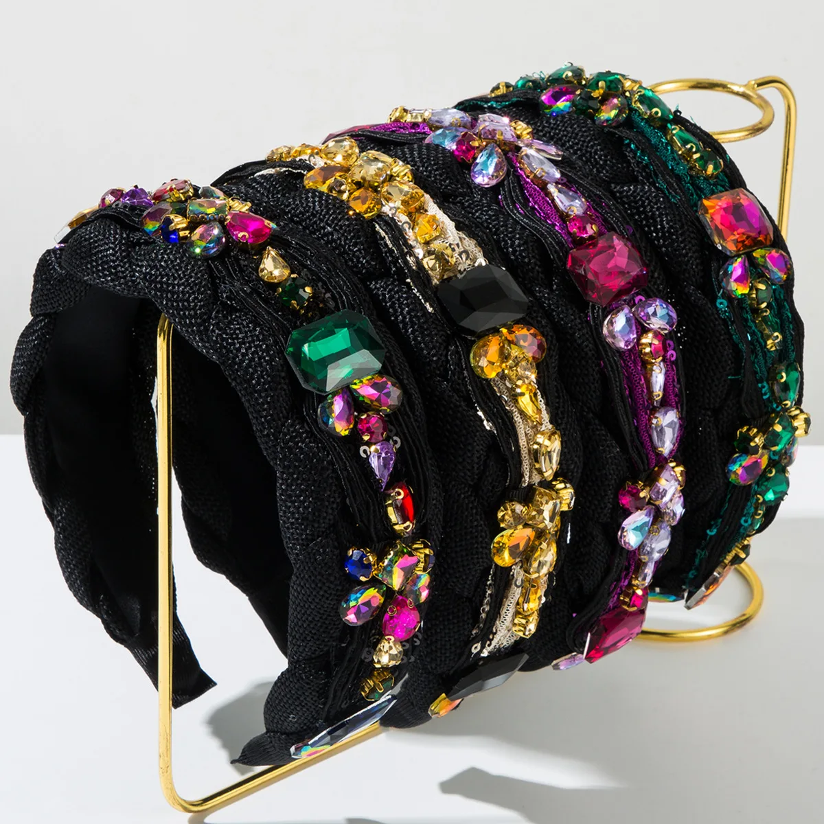 

Wide edge classic exquisite twist knot headband inlaid with stained glass diamond Wide edge go out versatile retro headdress