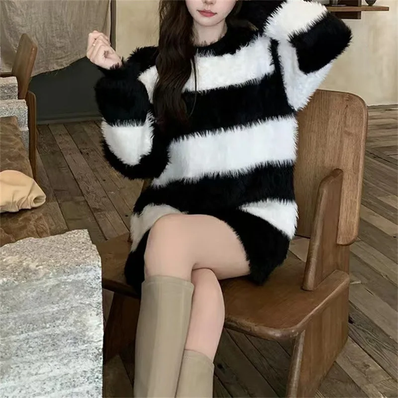 Lazy striped imitation mink velvet pullover sweater for women, retro style knitwear for women, autumn and winter