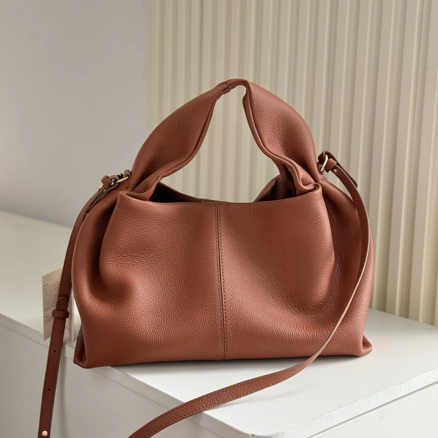 High Quality 2026 New Women's  Soft Top Grain Leather Cloud Bag Single Shoulder Crossbody Bag Large Capacity Fashion Handbag