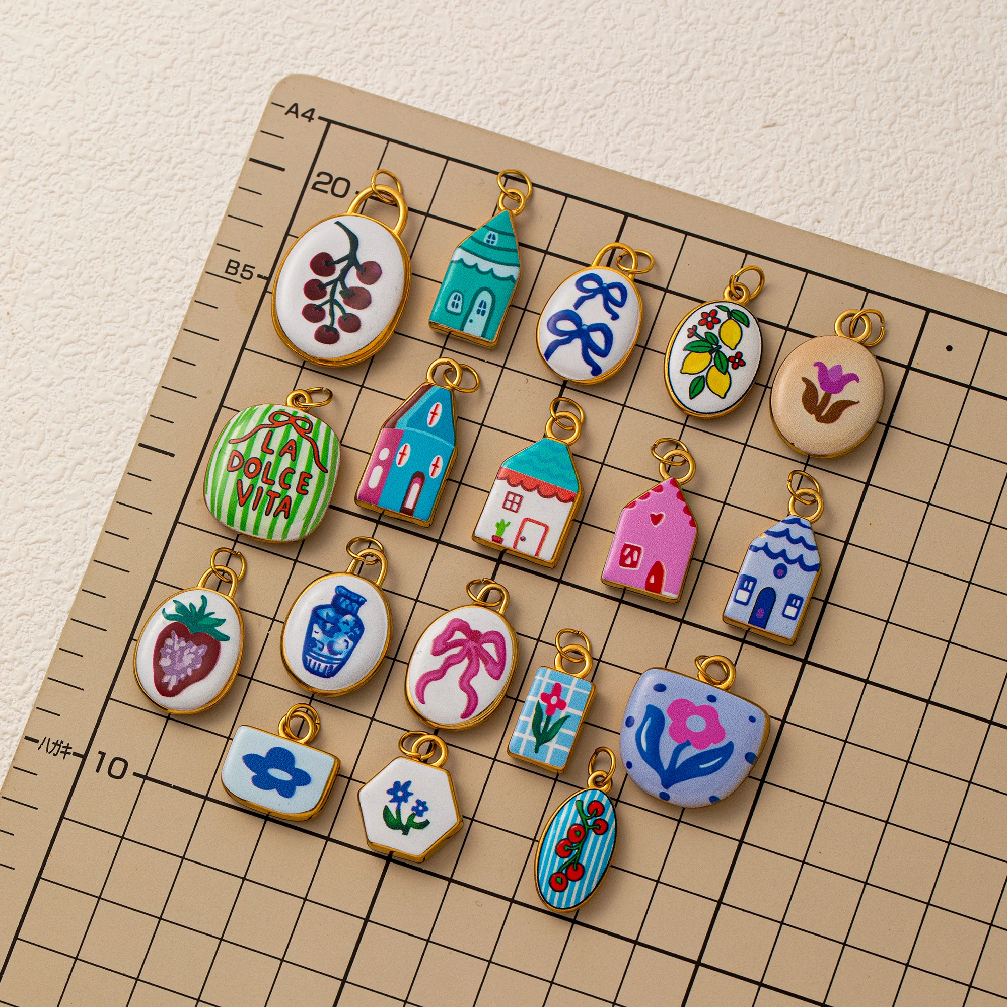 

Fashionable new style trendy oval painted oil drop pendant flower house printing DIY charms jewelry making