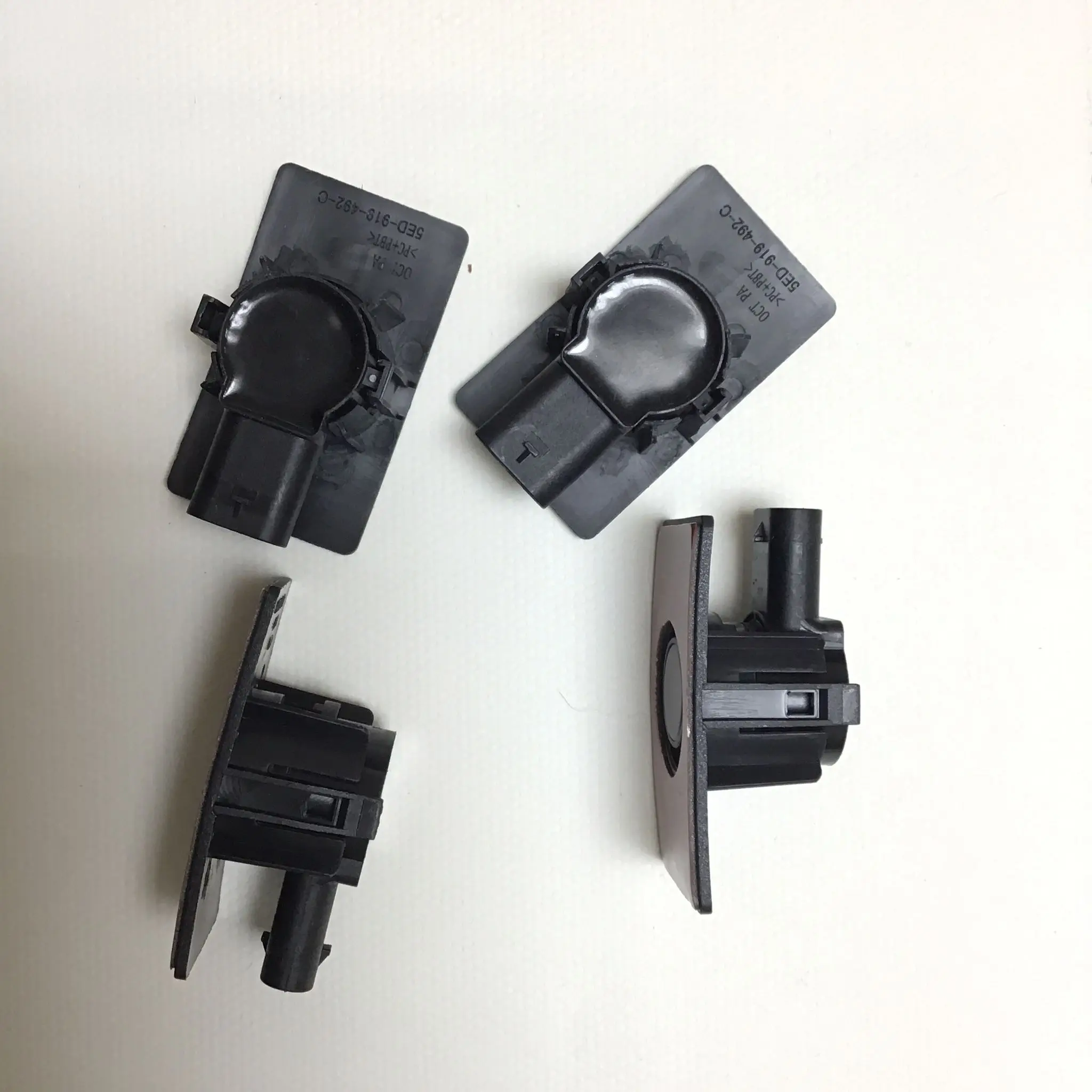 5Q0919275B PDC Sensor GRU Parking Aid or Holder for Volkswagen VW Seat Skoda Audi OEM: 5Q0919133 / 5Q0 919 275B / 5Q0 919 133