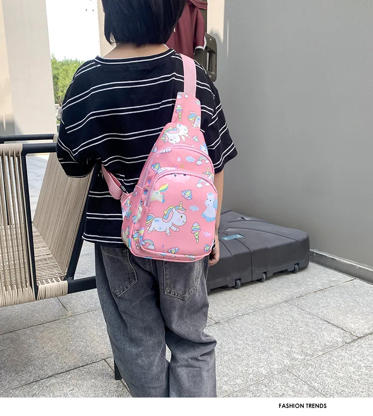 小さな女の子のための素敵なショルダーバッグ,子供のためのスマートフェイスバッグミニクロスオーバーバッグ,漫画の財布