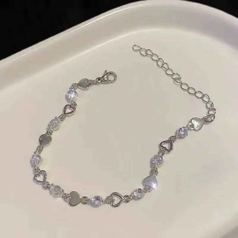 

Retro Style Heart-Shaped Bracelet Women's Cubic Zirconia Bridal Accessories Valentine's Day Anniversary Temperament Jewelry