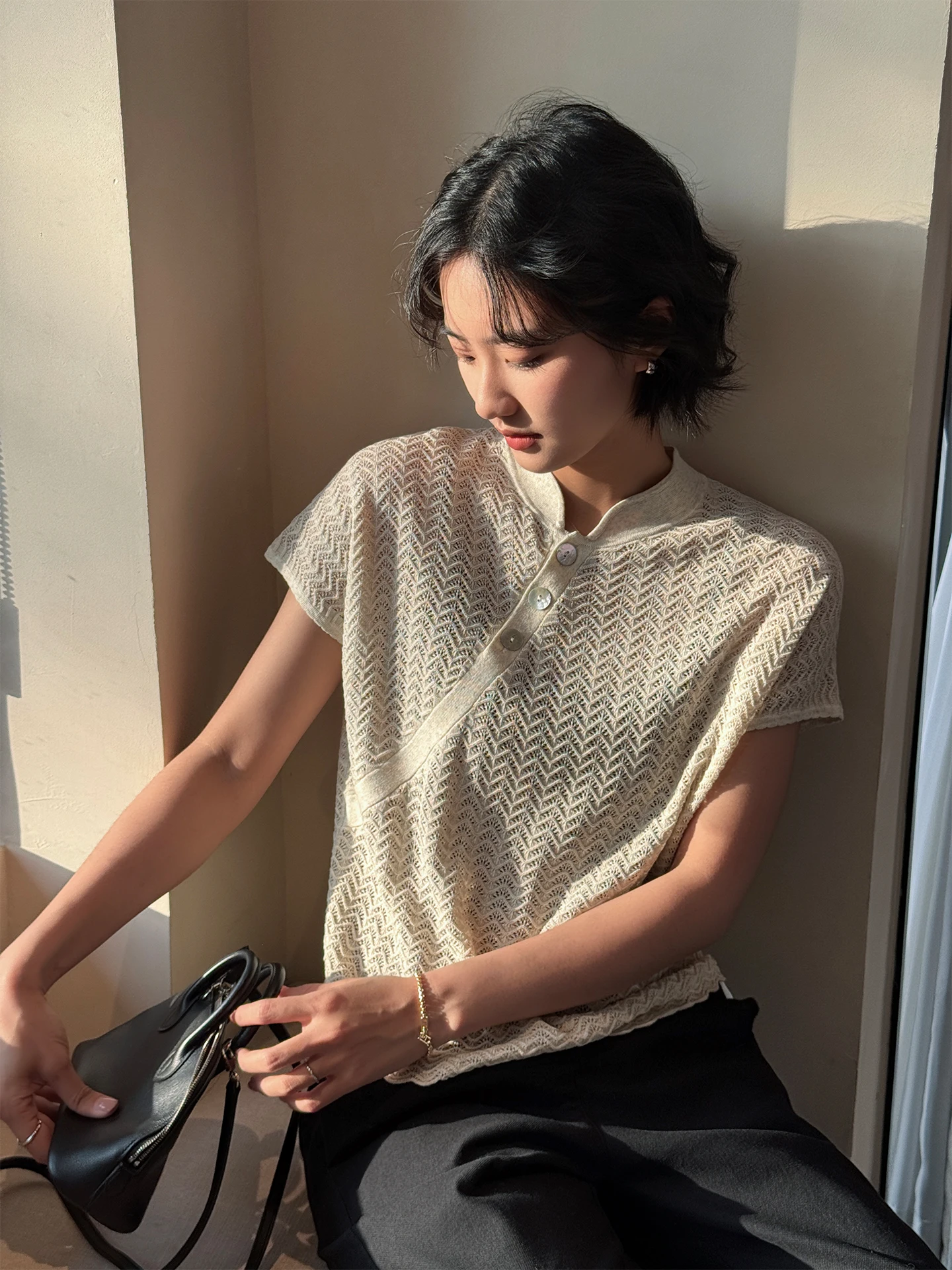 Xiaoya Zhou - Top de punto de verano de nuevo estilo para mujer, manga corta, diseño hueco, informal, mezcla de lino, corte regular, cárdigan