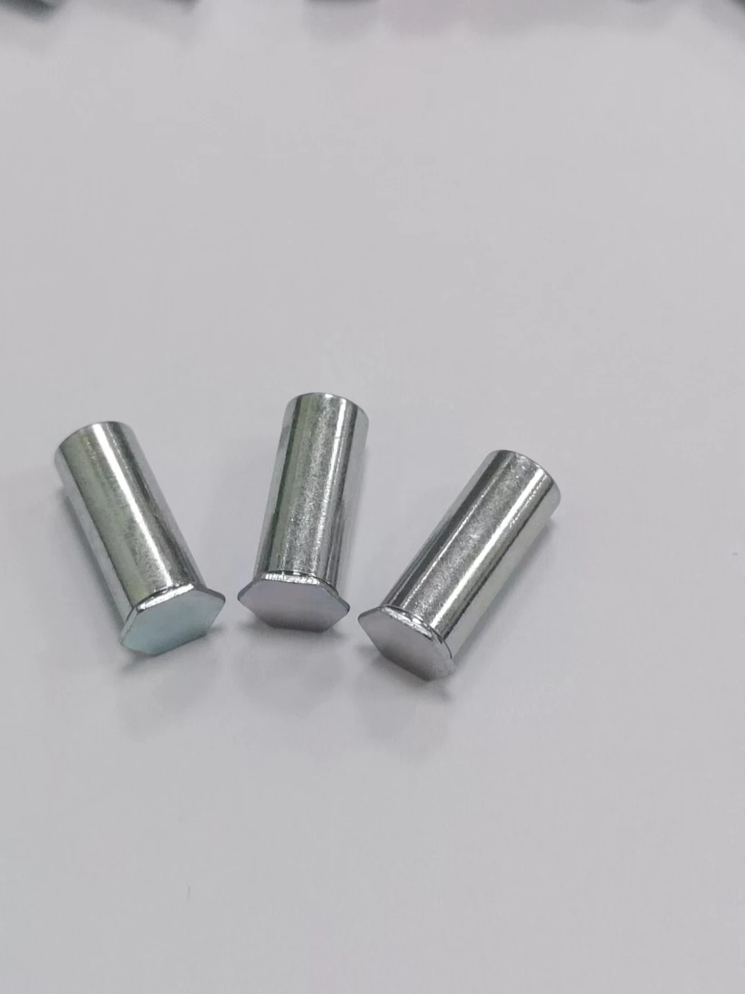 Inch Stainless Steel304 Passivation Blind Threaded Standoffs Self-Clinching Fasteners BSOS-6440/8632/832/032/0420