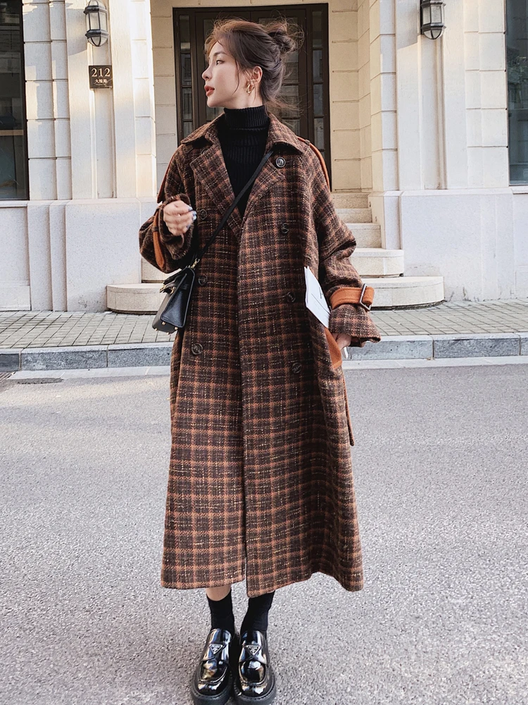 Fashion Women Woolen Plaid Coat Lapel Long Sleeves Belt Loose Single Breasted Pockets Overwear Coats Autumn 2023 New