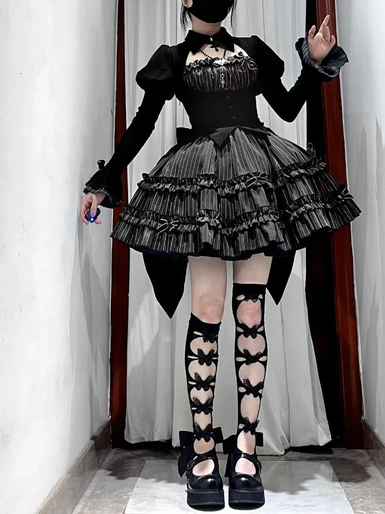 

Lolita 2 Pieces Set Women Fake Two Pieces Patchwork Grunge T-shirt + Y2k Aesthetic Mini Ruffle Skirts Cute Kawaii Bow Outfits