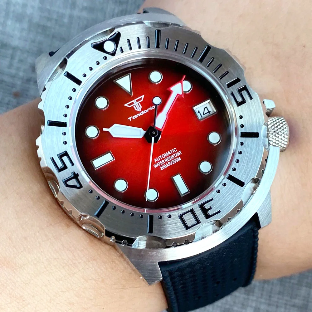 42mm Tandorio 200M Diver NH35A Men Automatic Watch AR Sapphire Crystal Monster Sunburst Dial 3.8 o'clock Day Display Lume Rubber