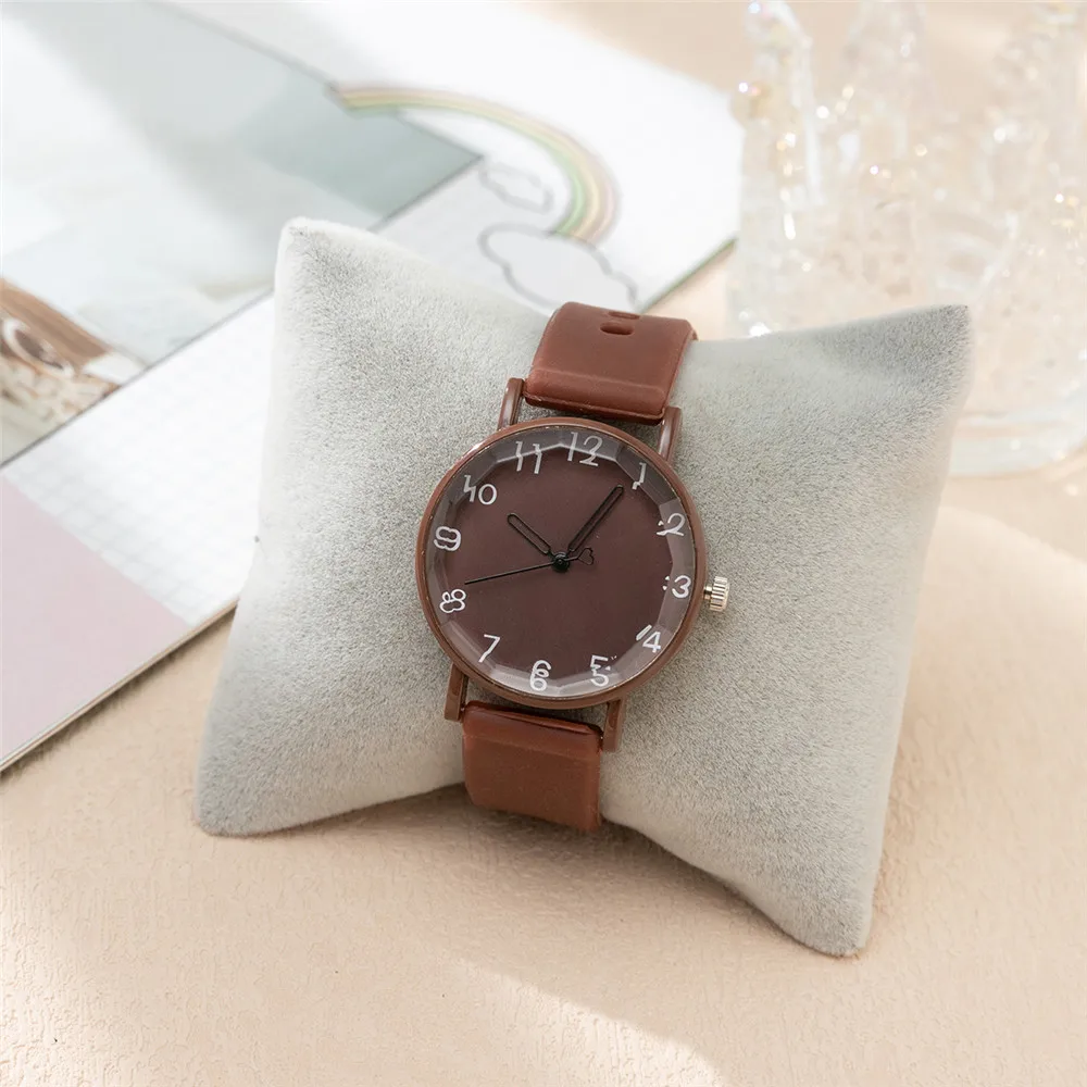 Minimalist Digital Women Sports Watches Fashion 2023 New Silicone Strap Ladies Quartz Watches Casual Dress Clock Wristwatches