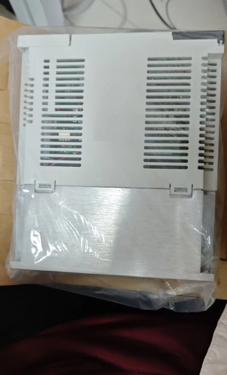 Brand New MR-J2S-350A MR-J2S-500B MR-J2S-700A MR-J2S-350B MR-J2S-50A  MR-J2S-700B Fast Delivery