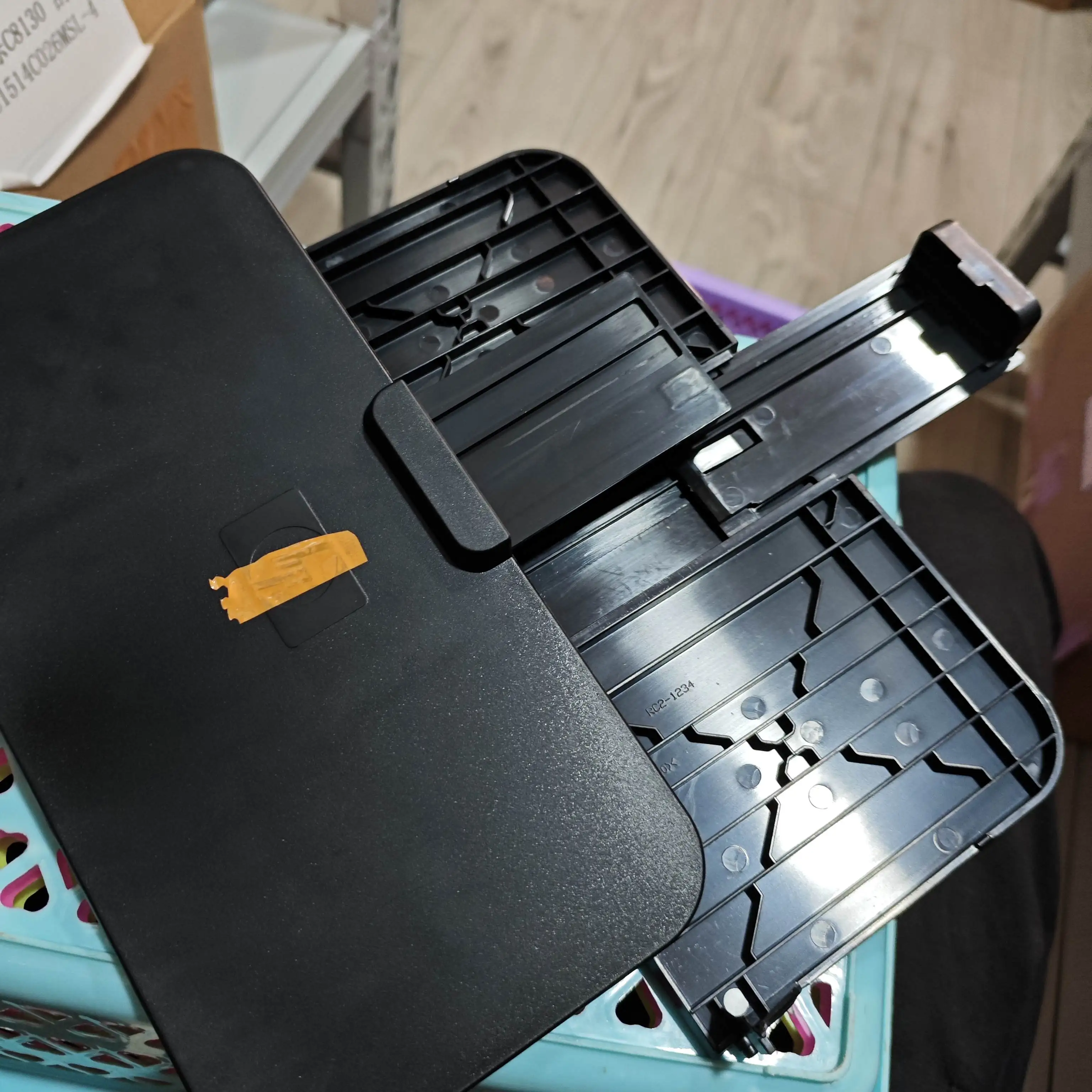 

10PCS RC2-1234 RC2-1211 PAPER DELIVERY TRAY ASSEMBLY for HP P1005 P1006 P1007 P1008 P1102 P1102w P1106 P1108 1102W