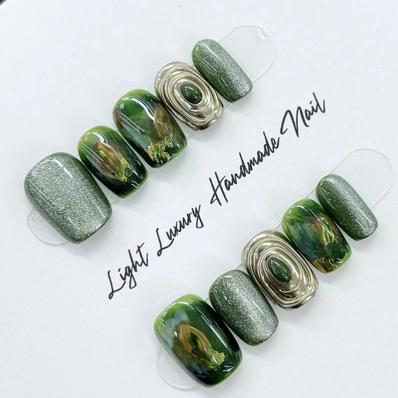 10 szt. ręcznie robionych, krótkich, kwadratowych paznokci do zdobienia, piękne sztuczne paznokcie, ciemnozielony gradient z brokatem, odpowiednie dla kobiet.