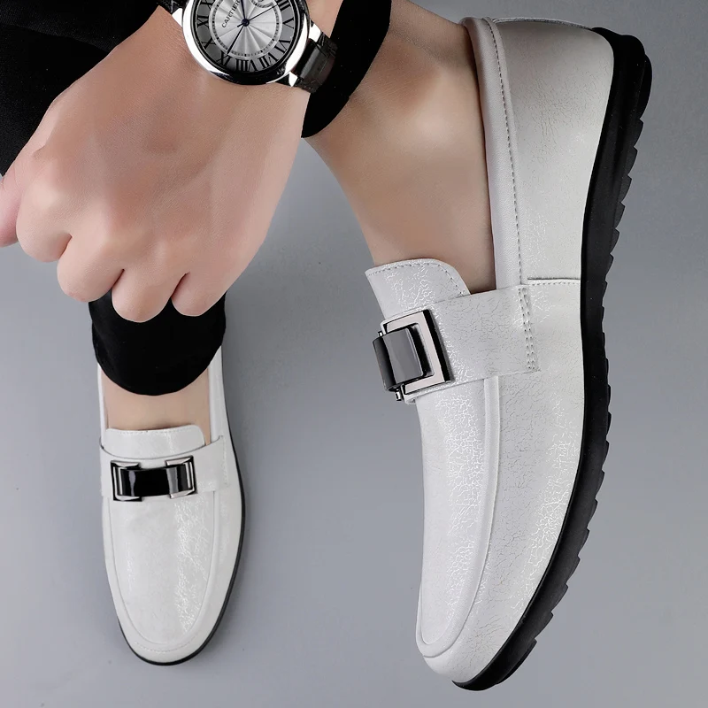Outdoor Genuine Leather Men White Casual Shoes Brand Soft Italian Men Loafers Moccasins Breathable Slip on Black Driving Shoes