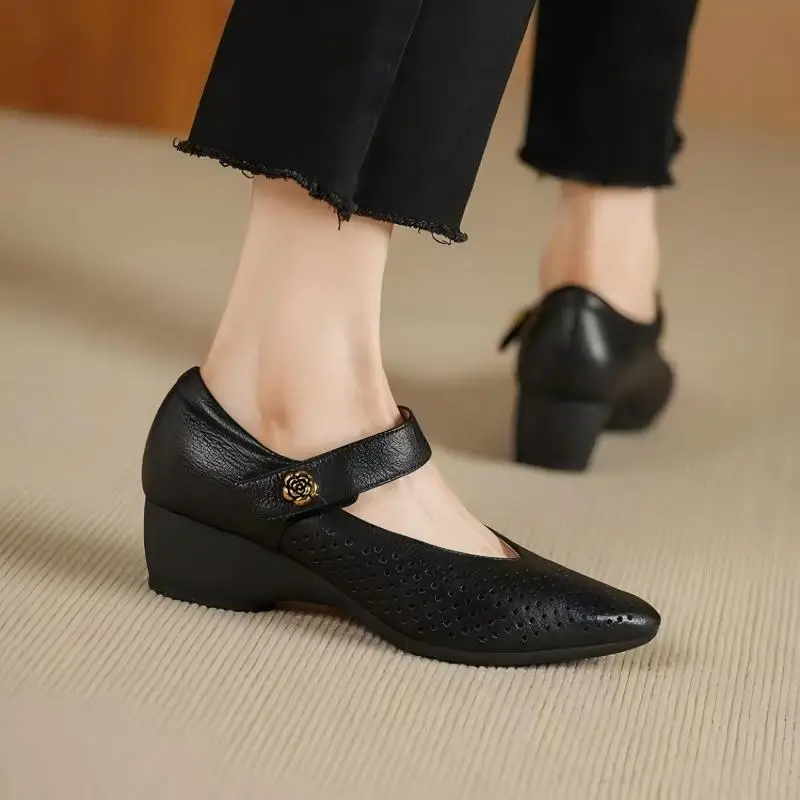 Damen-Mary-Jane-Schuhe mit Keilabsatz – weiches Leder, spitze Zehenpartie, ausgehöhlt, atmungsaktiv, lässig, für Büroarbeit, bequeme Pumps für den Sommer